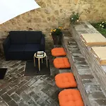 Anfihouse And