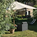 Anfihouse And * Assisi