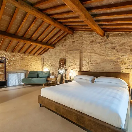 Anfihouse And * Assisi