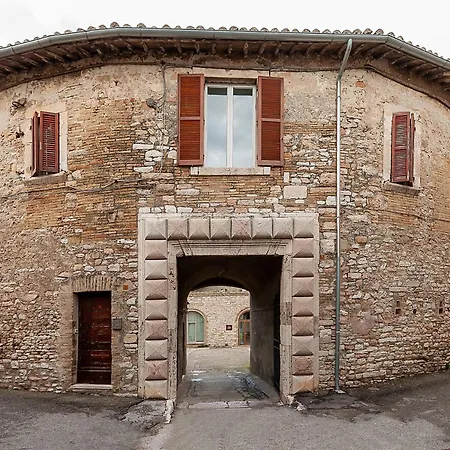 Anfihouse And Appartamento Assisi