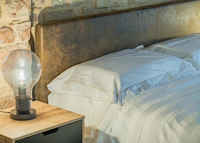 Anfihouse And 아파트 아시시