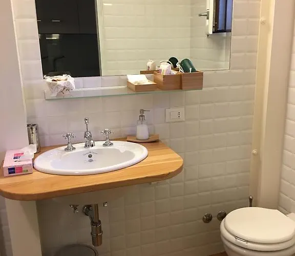 Anfihouse And * Assisi